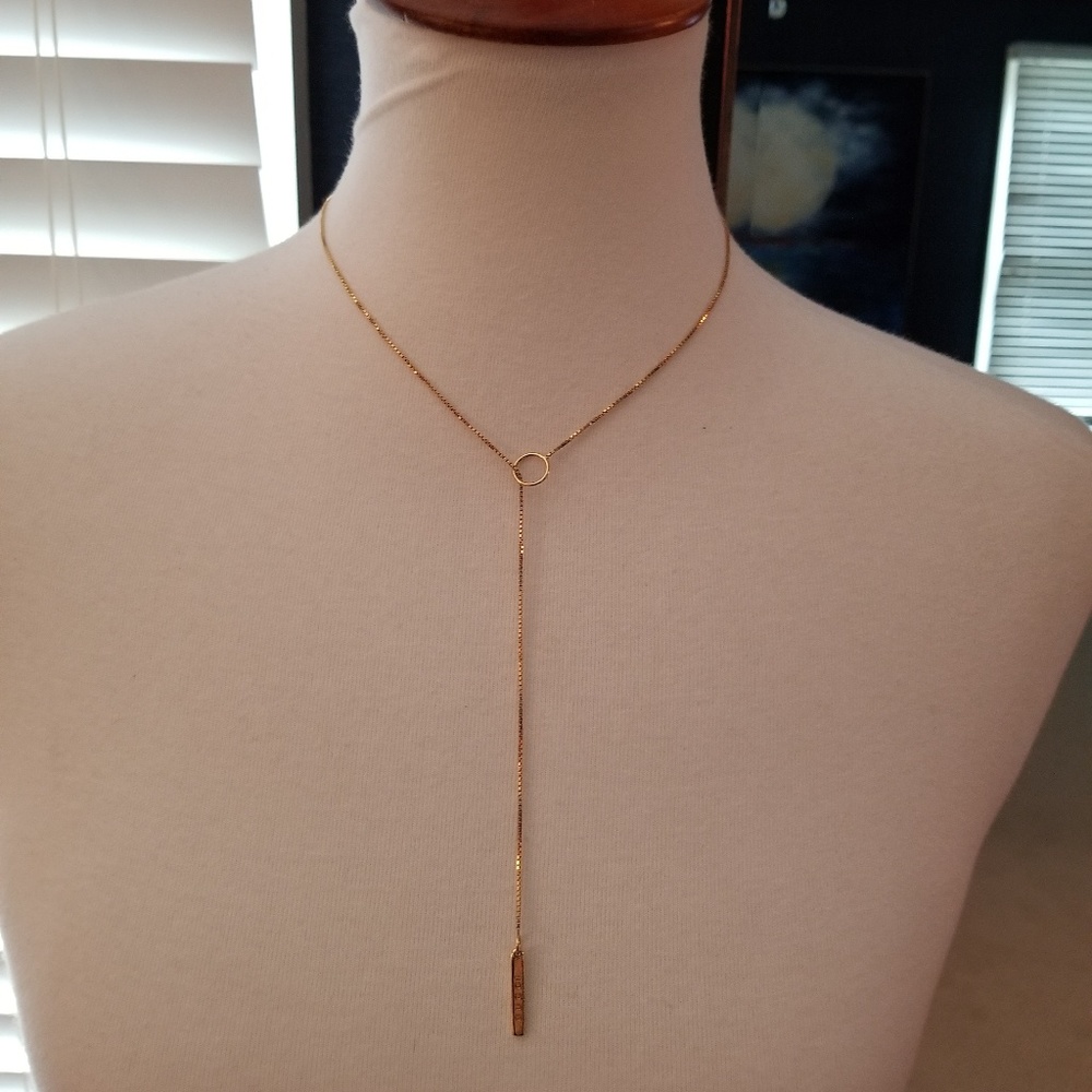 Gucci 18k Gold  Lariat